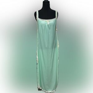 VTG 80’s Undercover Wear Mint Green Maxi Dress
